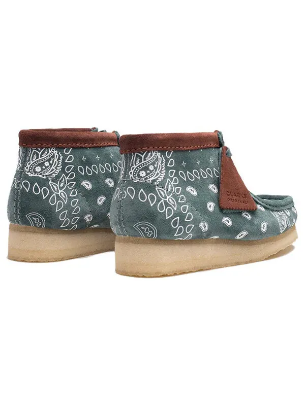 Кроссовки Clarks Wallabee Boots 'Green Paisley' — изображение 4 из 4, серый/белый