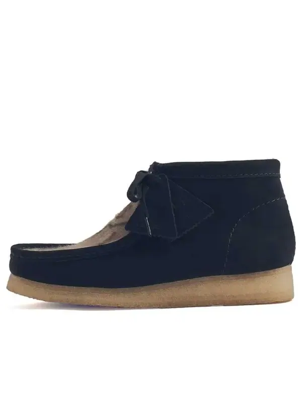 Кроссовки Clarks Wallabee Boots x END. x BEAMS PLUS Ski Club 'Black' — изображение 1 из 2, черный