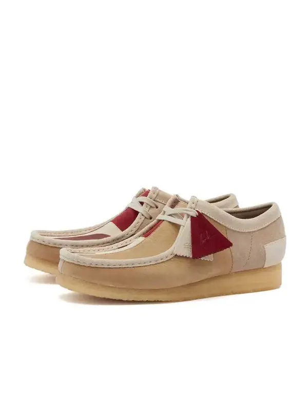 Кроссовки Clarks Wallabee x Frank Pellegrino 'Red Combi' — изображение 2 из 3, красный/розовый