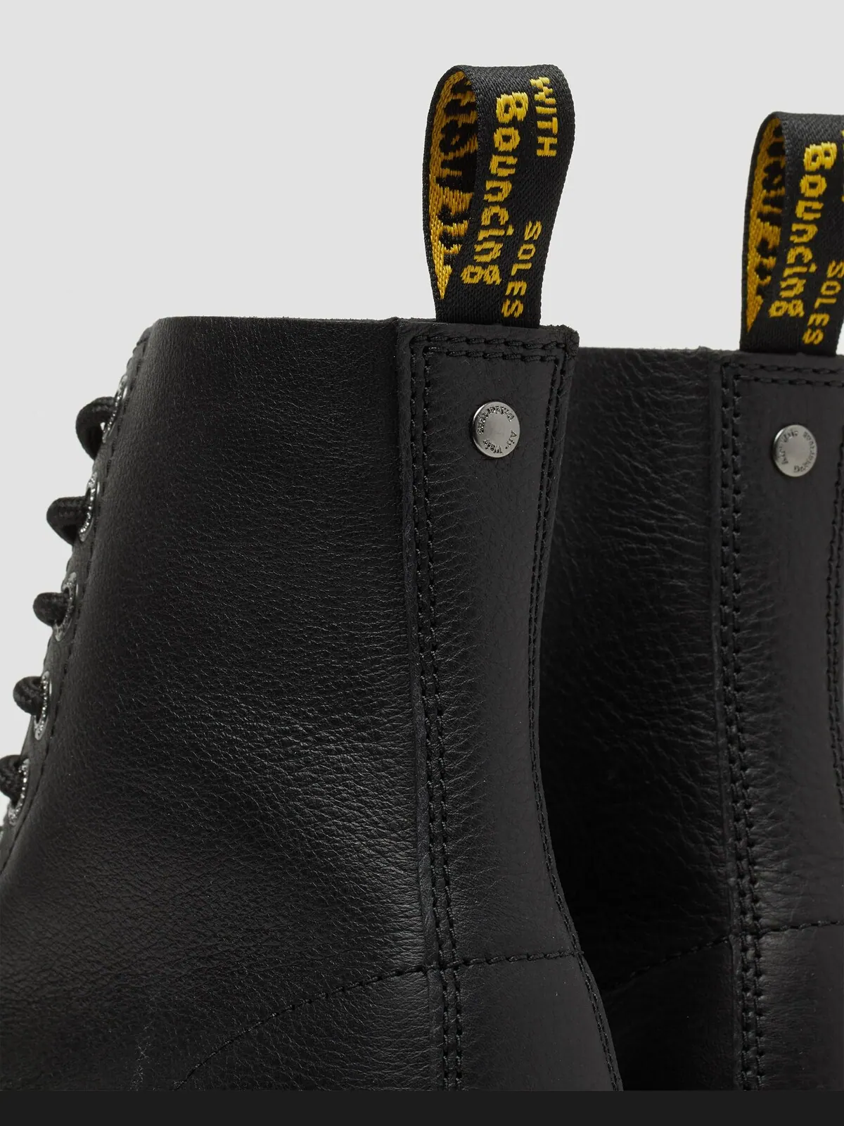 Ботинки Dr. Martens 1460 Max Platform, кожа Pisa — изображение 7 из 9, черный
