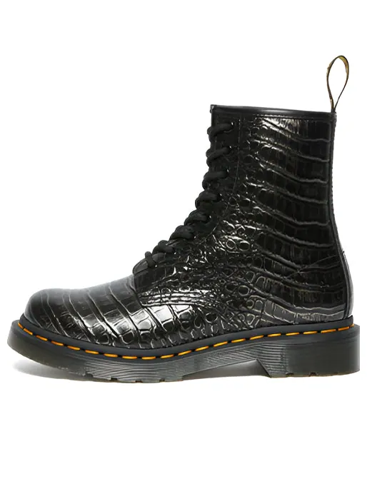 Ботинки Dr. Martens Lacing Crocodile Pattern — изображение 1 из 4, черный