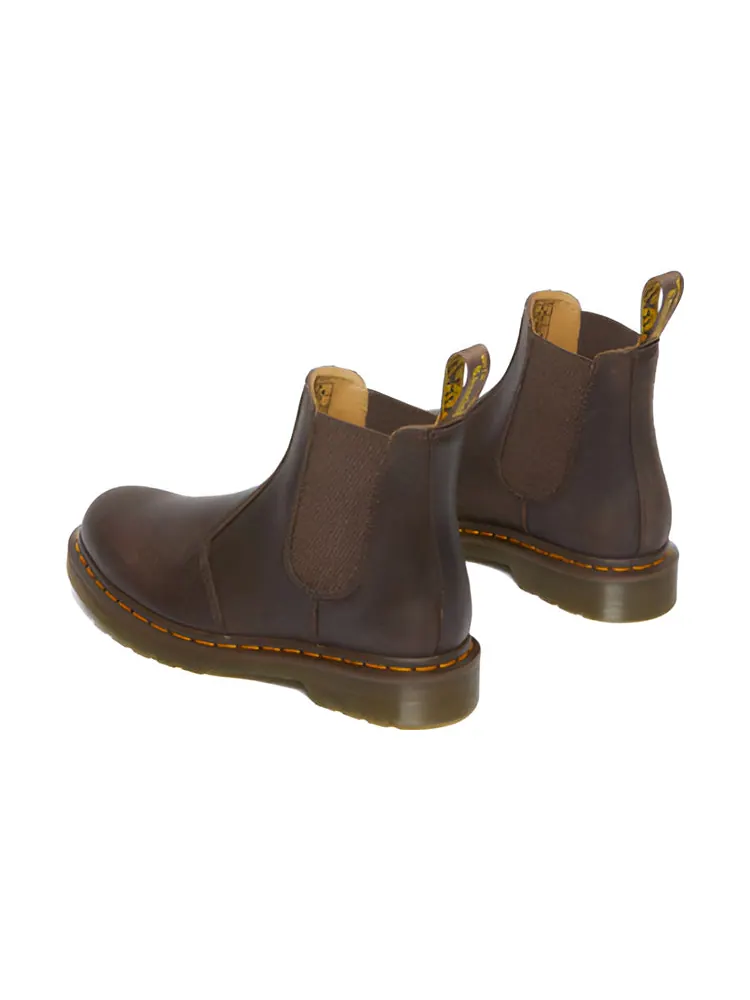 Ботинки челси Dr. Martens 2976 Crazy Horse кожаные с желтой строчкой — изображение 3 из 5, коричневый