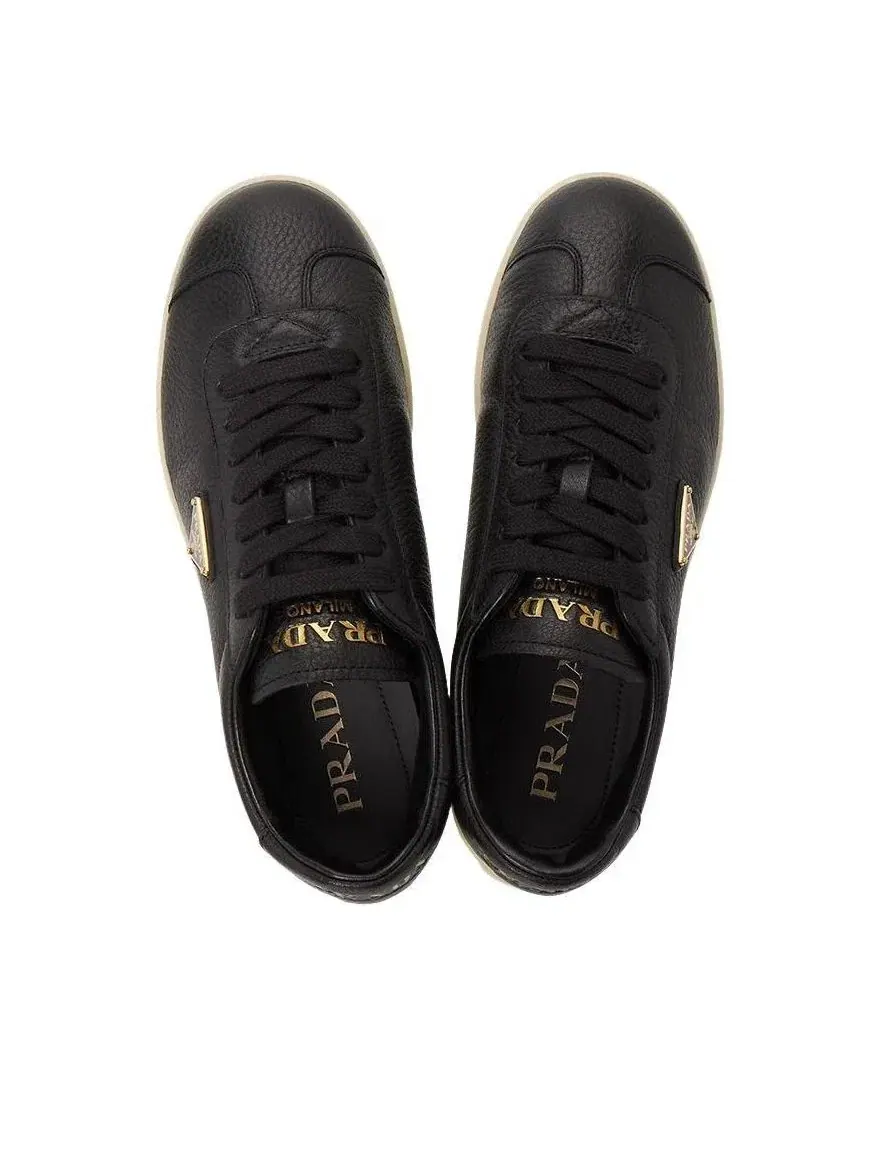 Мужские кроссовки из оленьей кожи с моделью FW25 Deerskin Leather Sneaker PRADA — изображение 4 из 6, черный
