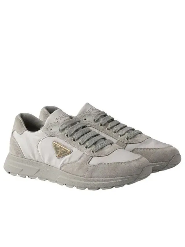 Кроссовки PRADA SS26 Prax 2.0 Re из нейлона и замши — изображение 3 из 6, серый