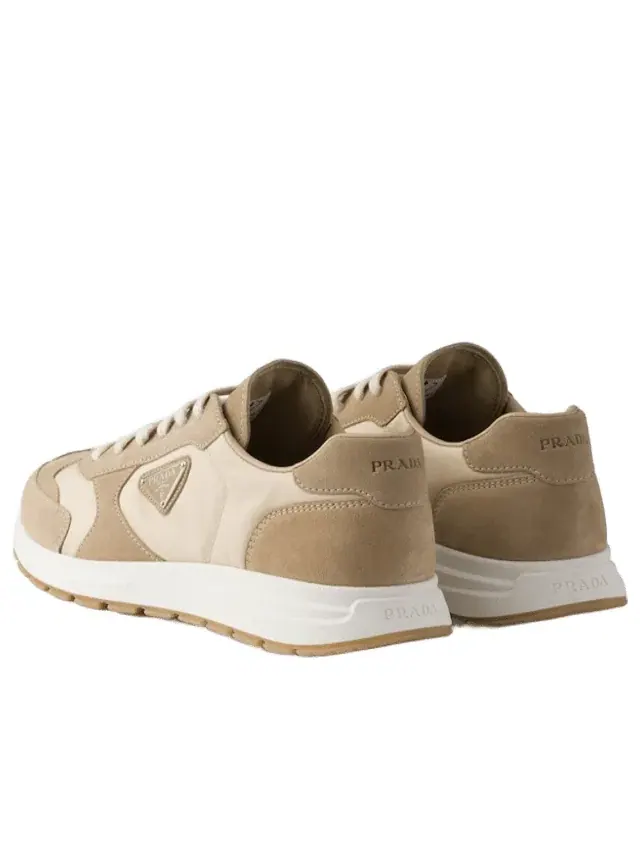 Кроссовки PRADA SS26 Prax из замши и нейлона цвета «пустынный слон» (Desert Ivory) 2EE455-LOW-F04CR — изображение 4 из 6