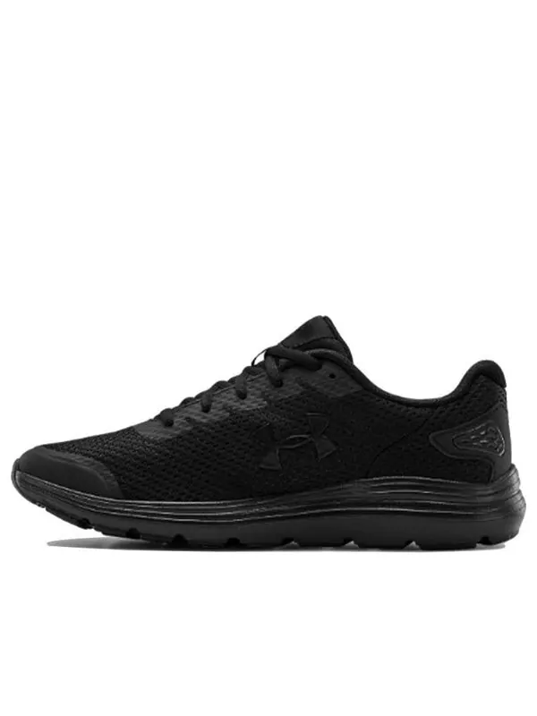 Кроссовки surge shock absorption non-slip low tops sports black Under Armour — изображение 1 из 4, черный