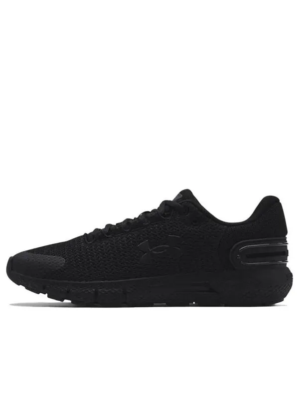 Кроссовки charged rogue 2.5 'triple black' Under Armour — изображение 1 из 4, черный