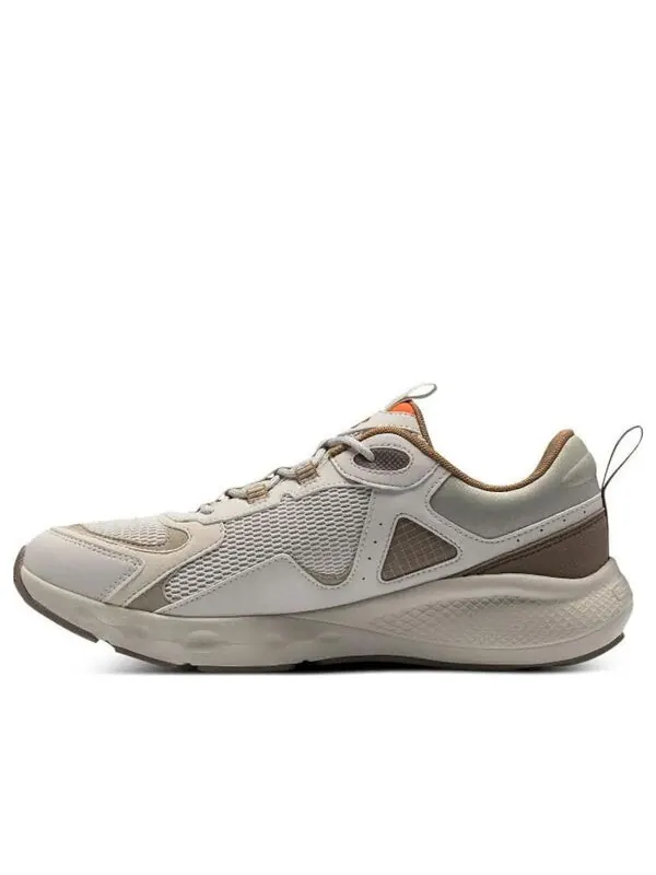 Кроссовки charged vantage se 'sand brown' Under Armour — изображение 1 из 4, бежевый