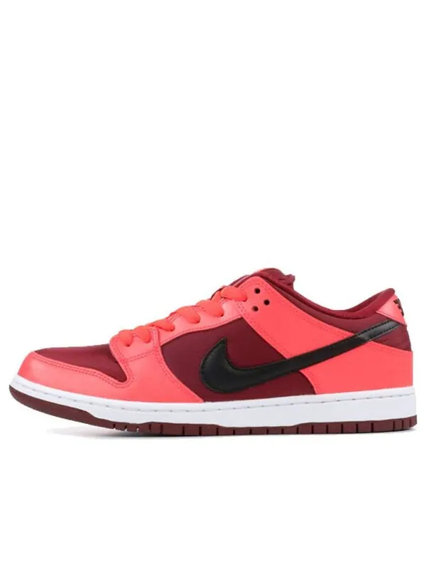 Кроссовки sb dunk low Nike — изображение 1 из 4, черный-красный