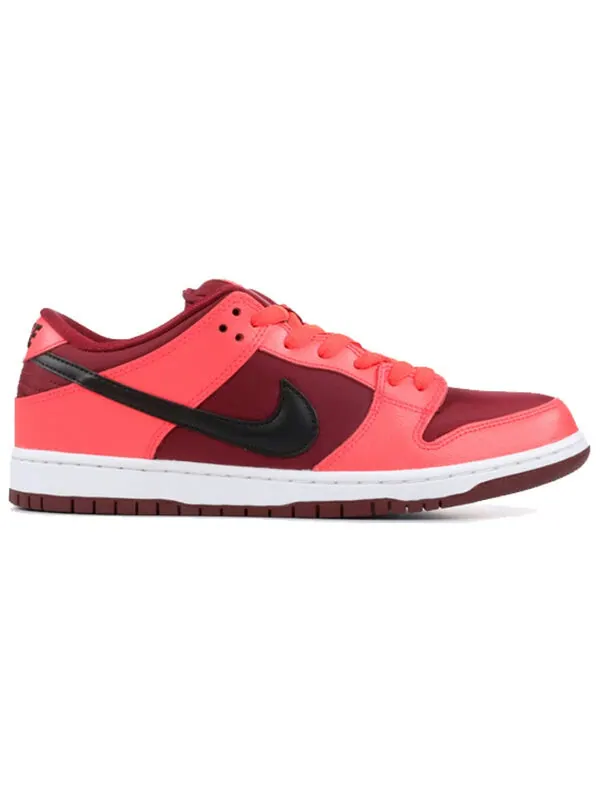 Кроссовки sb dunk low Nike — изображение 2 из 4, черный-красный