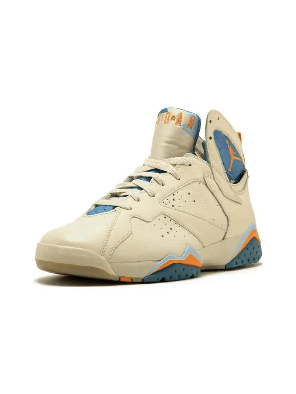 Кроссовки 7 ретро Air Jordan — изображение 2 из 4, белый