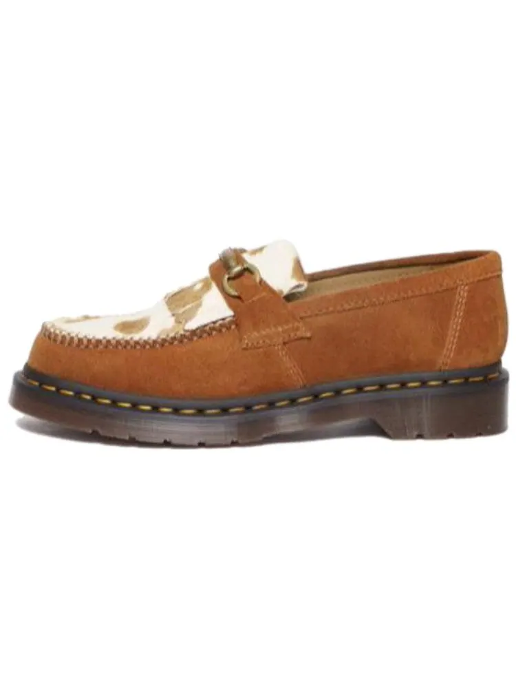 Лоферы Dr. Martens Adrian Snaffle Hair-On Cow Print Kiltie — изображение 2 из 4, коричневый