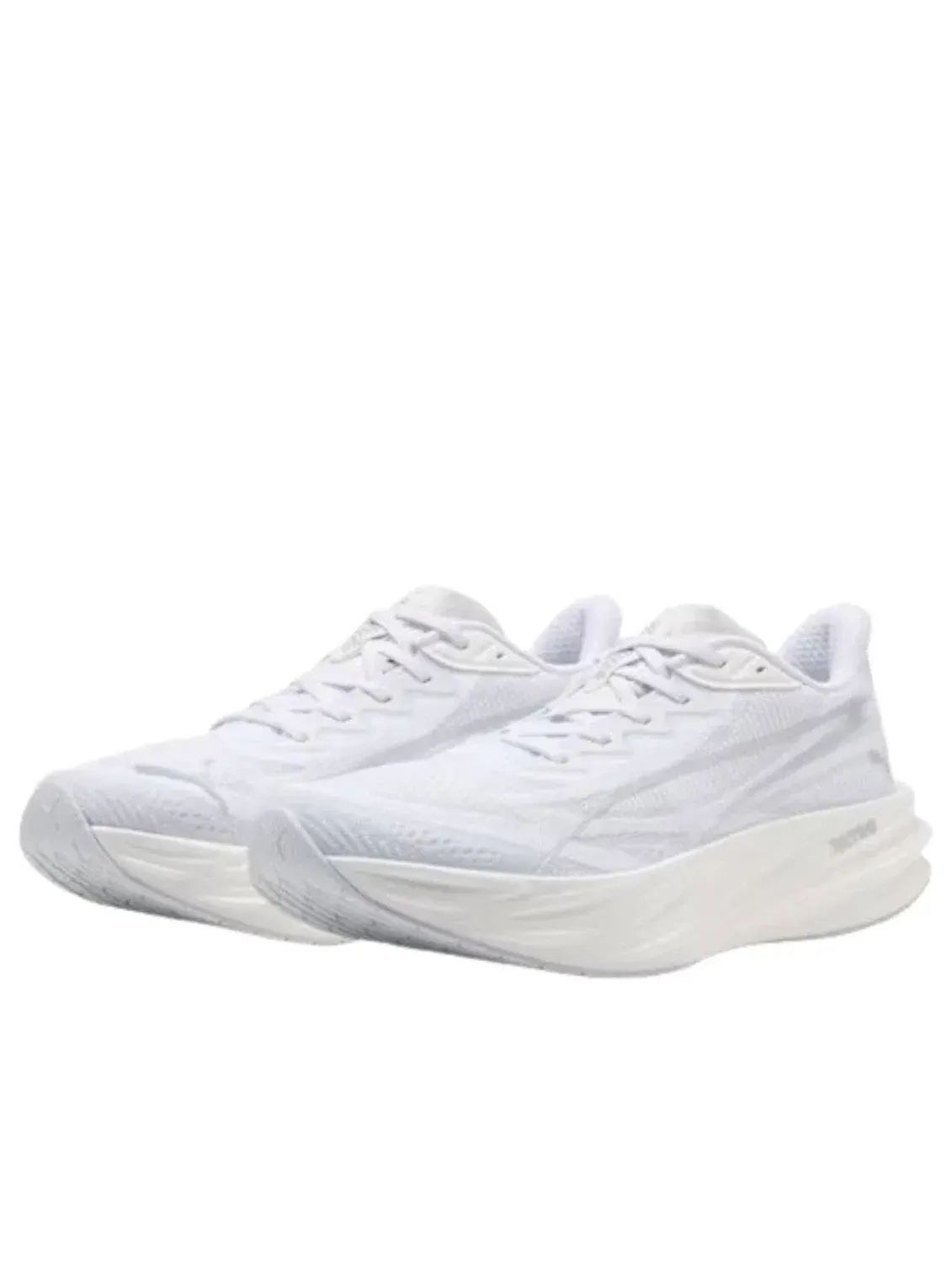 Мужские кроссовки для бега с верхом из сетки Deviate Nitro PUMA — изображение 2 из 5, белый
