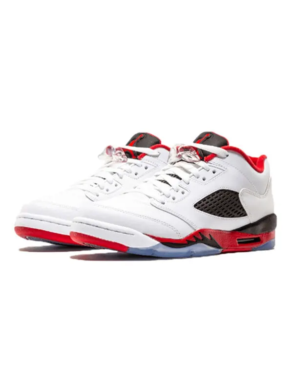 Кроссовки 5 ретро низкие Air Jordan — изображение 2 из 4, белый/красный-черный