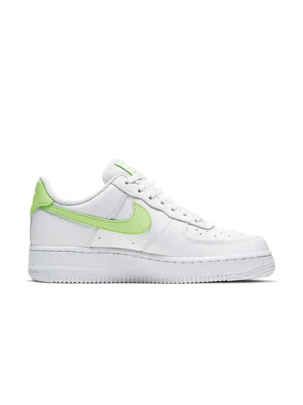 Кроссовки air force 1 '07 'white barely volt' Nike — изображение 2 из 4, белый/зеленый