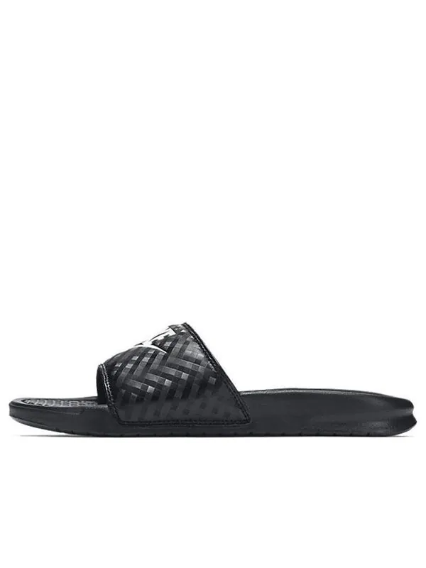 Тапочки jdi benassi slides 'black diamond pattern' Nike