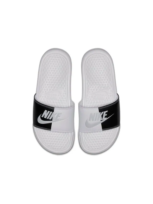 Тапочки benassi slide just do it pack white (w) 'black white' Nike — изображение 3 из 4, черный/белый