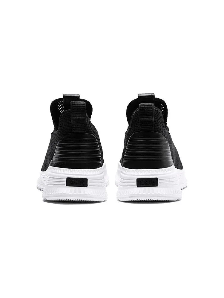 Беговые кроссовки PUMA Avid Fight Or Flight Low Top Black/White — изображение 4 из 6, черный