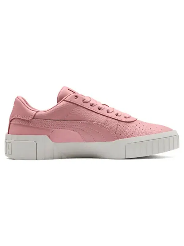 Кроссовки cali emboss 'pink bridal rose' Puma — изображение 2 из 4, розовый