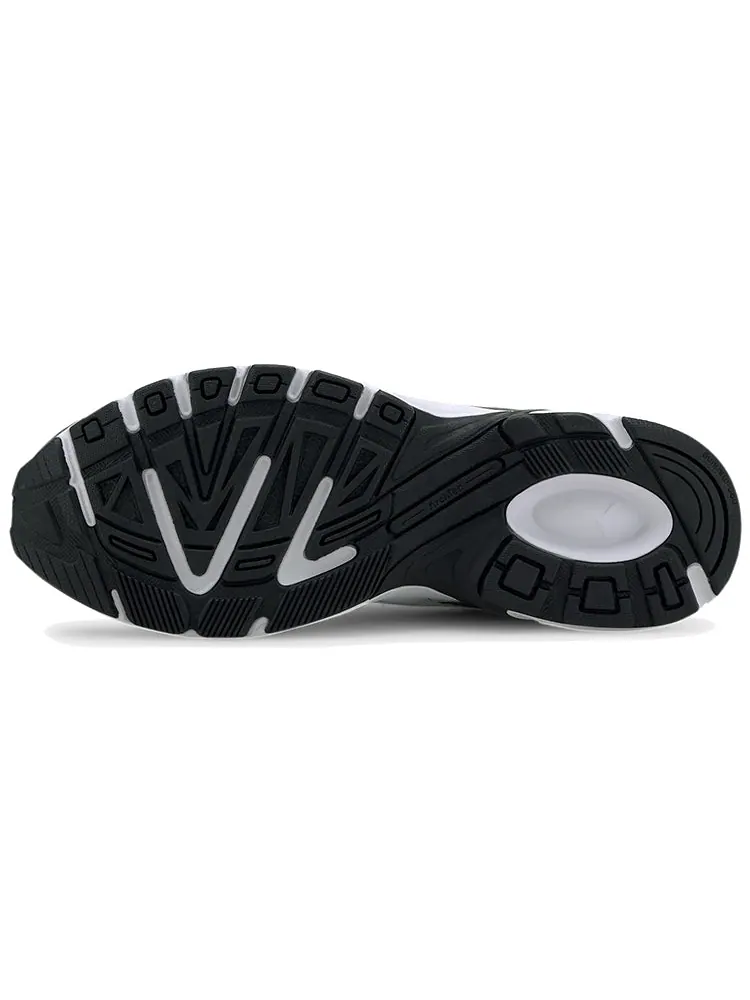 Беговые кроссовки PUMA Axis Plus Gray Pearl — изображение 6 из 6, серый