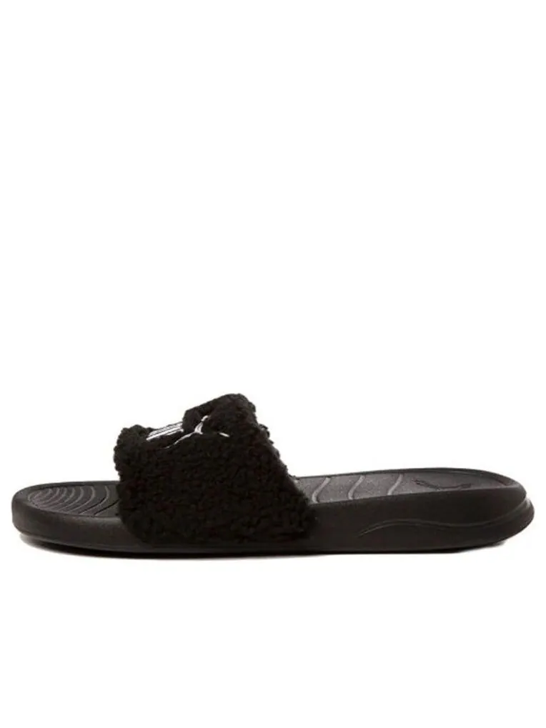 Шлепанцы PUMA Popcat 20 Fleece Slippers Black — изображение 1 из 5, черный
