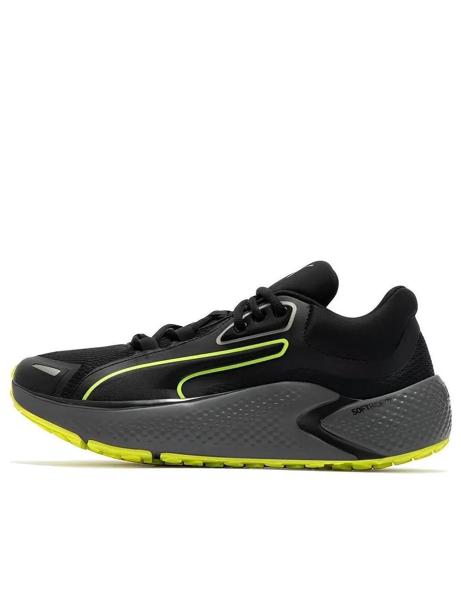 Беговые кроссовки PUMA Softride Pro Coast 'Black Yellow' — изображение 1 из 5, желтый