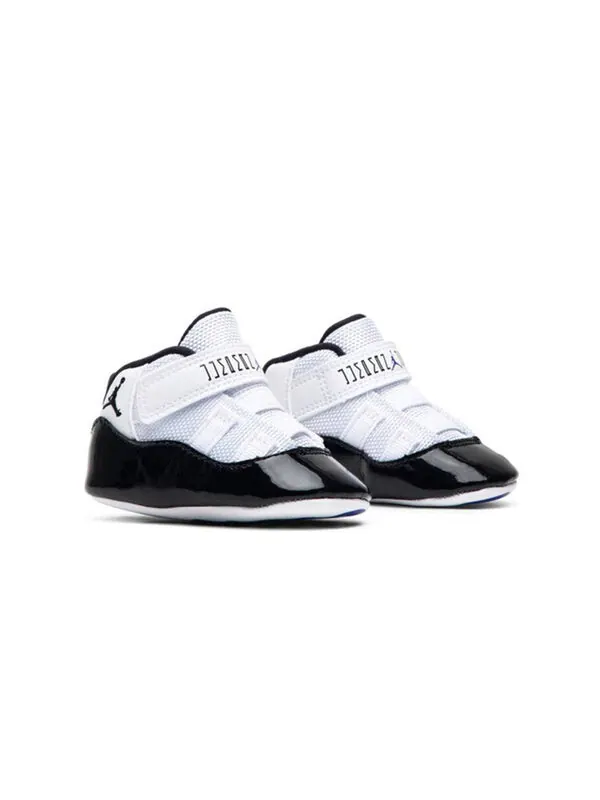 Кроссовки 11 ретро cb Air Jordan — изображение 3 из 4, белый