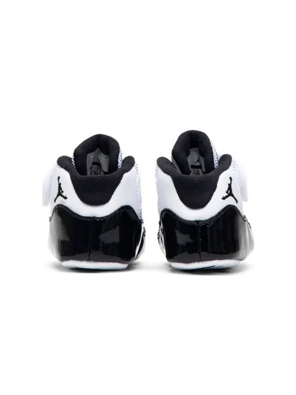 Кроссовки 11 ретро cb Air Jordan — изображение 4 из 4, белый