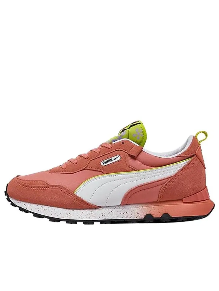 Кроссовки PUMA Rider FV x SpongeBob SquarePants 'Patrick' — изображение 1 из 5, розовый
