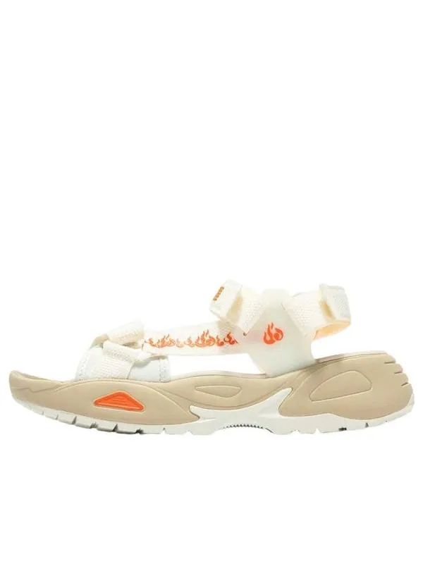 Сандалии traek lite 'gradient flames' Puma — изображение 1 из 4, белый/оранжевый