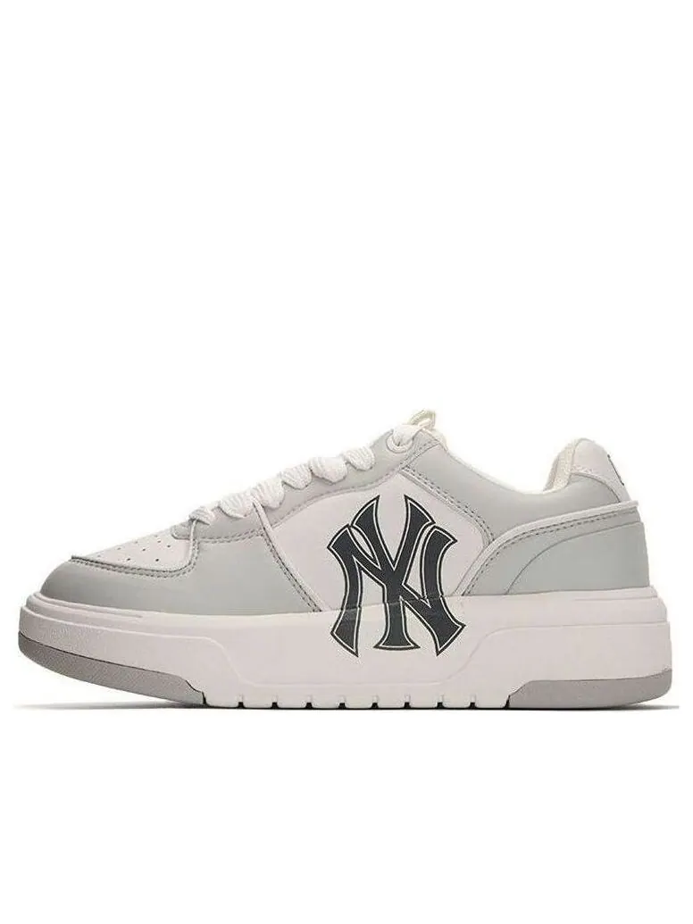 Кроссовки MLB Chunky Liner Yankees 'White Grey' — изображение 1 из 6, белый