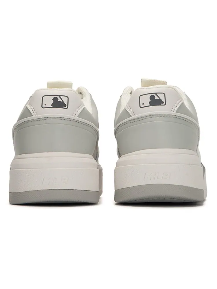 Кроссовки MLB Chunky Liner Yankees 'White Grey' — изображение 5 из 6, белый