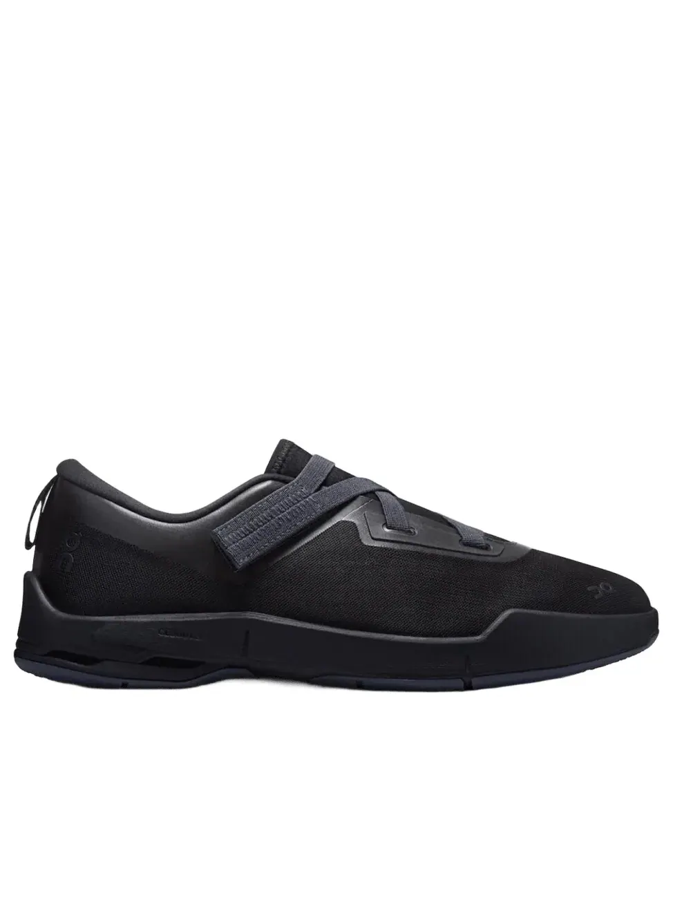Кроссовки On Running x Zendaya Cloudnova Moon 'Black Ink' 3WG10745460 — изображение 2 из 4, черный
