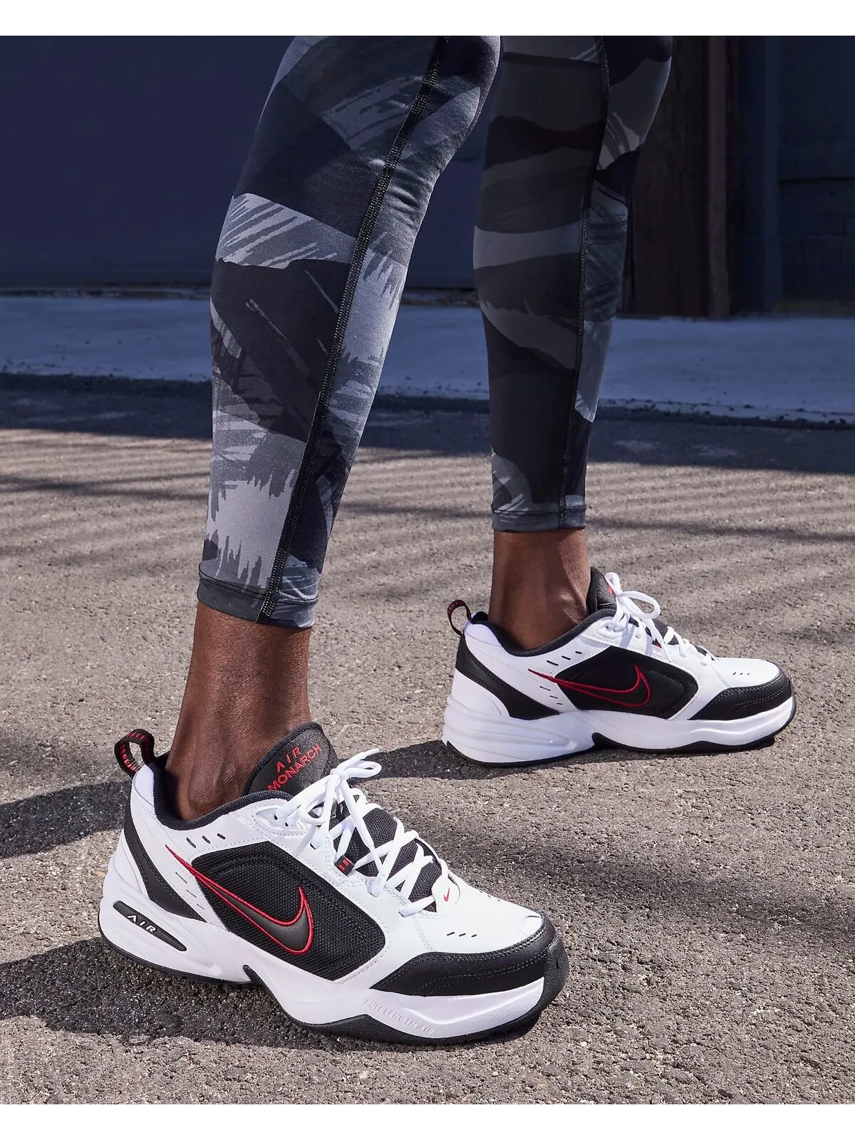 Кроссовки Nike Air Monarch IV — изображение 8 из 10