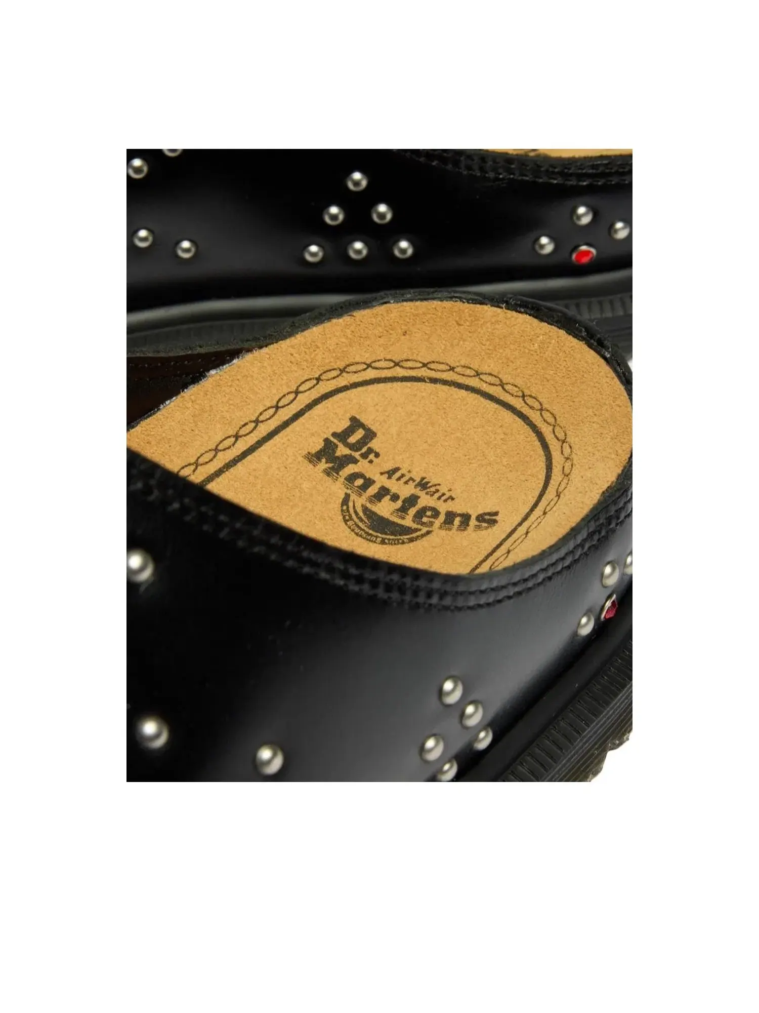 Мюли мужские Dr. Martens San Mule, кожаные, с заклепками — изображение 7 из 8, черный