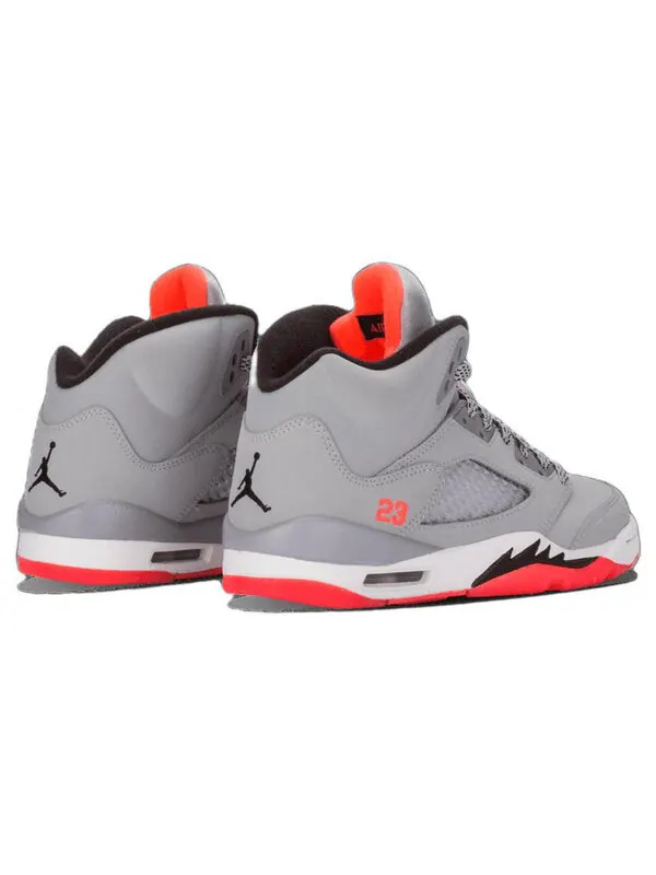 Кроссовки 5 ретро Air Jordan — изображение 3 из 4, серый
