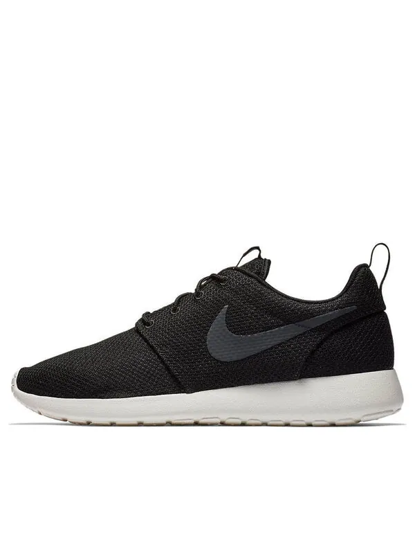 Кроссовки роше один Nike — изображение 1 из 4, черный