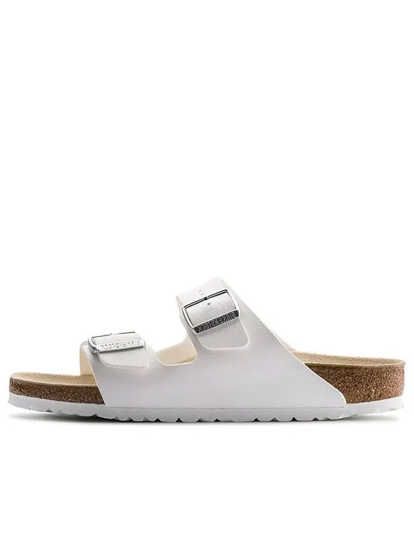 Тапочки arizona birko-flor 'white' Birkenstock — изображение 1 из 4, белый