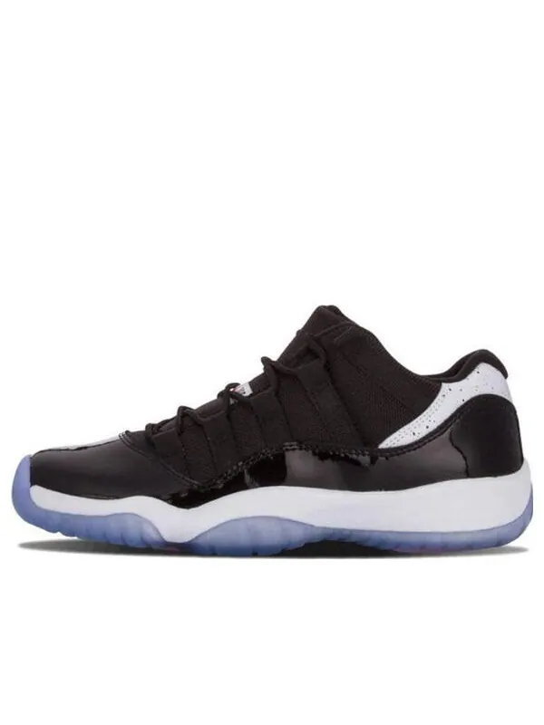 Кроссовки 11 ретро низкие Air Jordan — изображение 1 из 4, черный/-платиновый