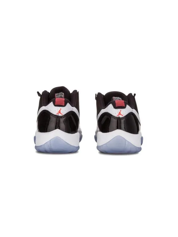 Кроссовки 11 ретро низкие Air Jordan — изображение 3 из 4, черный/-платиновый
