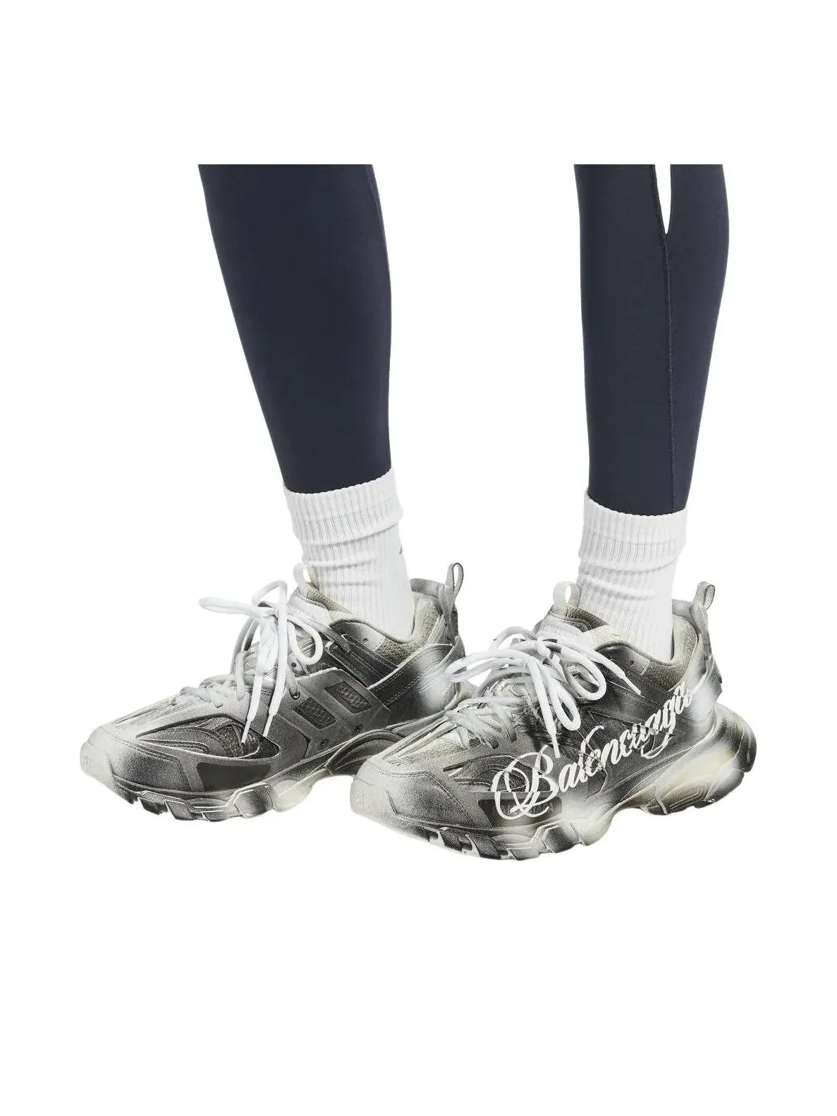 Кроссовки Balenciaga Track с трафаретным логотипом — изображение 6 из 7, черный