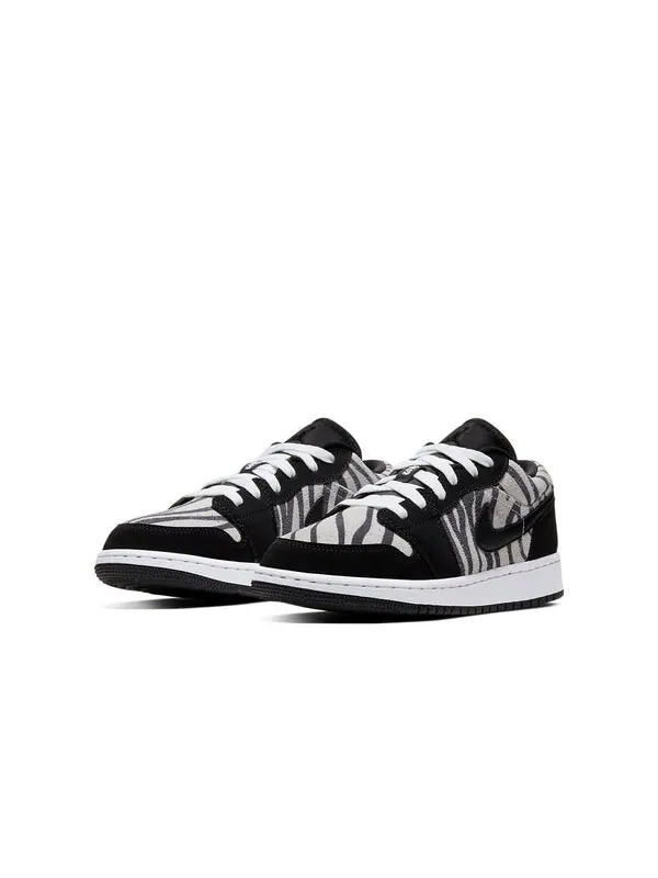 Кроссовки 1 низкие Air Jordan — изображение 3 из 4, черный/белый