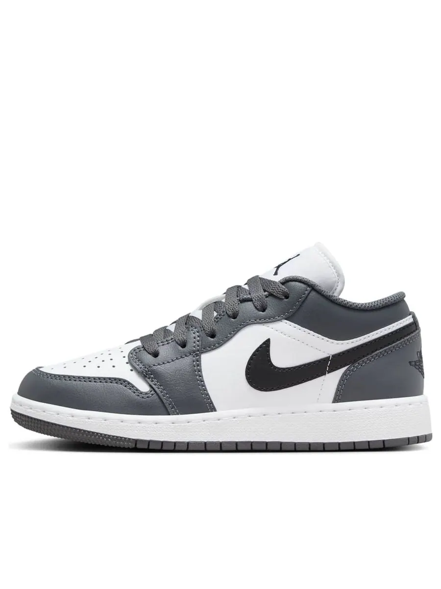 Кроссовки (GS) Air Jordan 1 Low 'Iron Grey' — изображение 1 из 6, серый