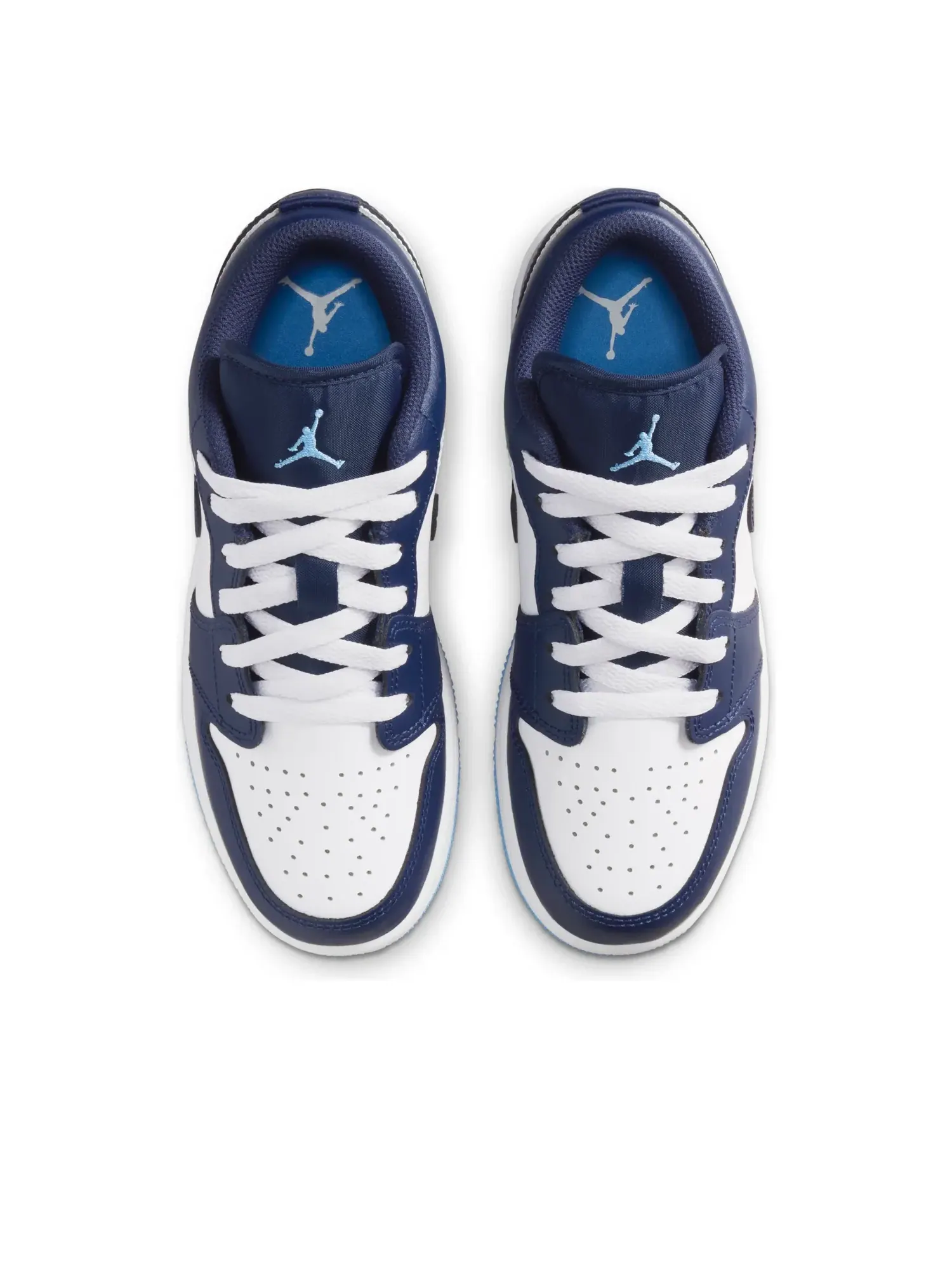 Кроссовки (GS) Air Jordan 1 Low 'Midnight Navy University Blue' — изображение 2 из 7, темно-синий