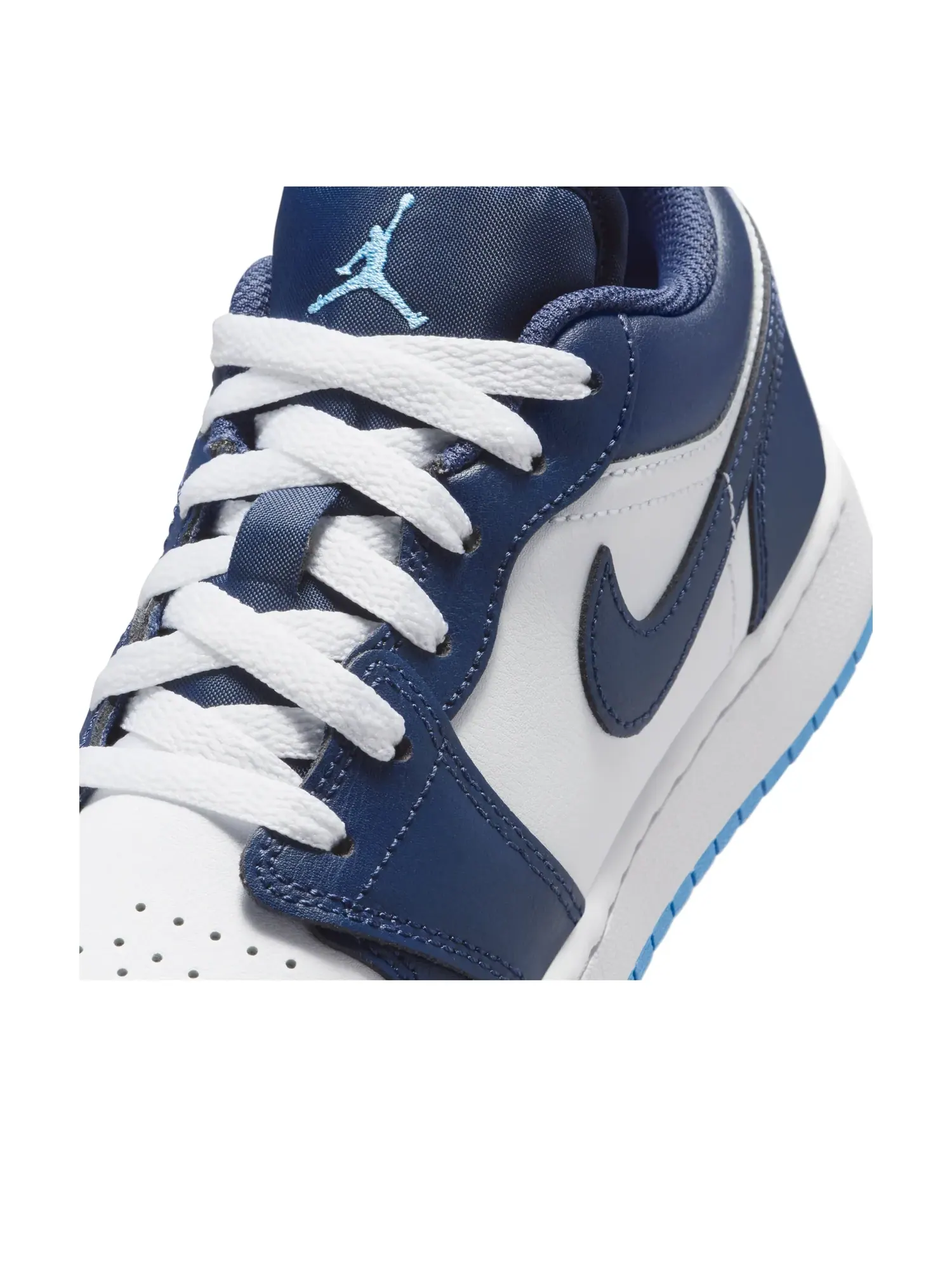 Кроссовки (GS) Air Jordan 1 Low 'Midnight Navy University Blue' — изображение 5 из 7, темно-синий
