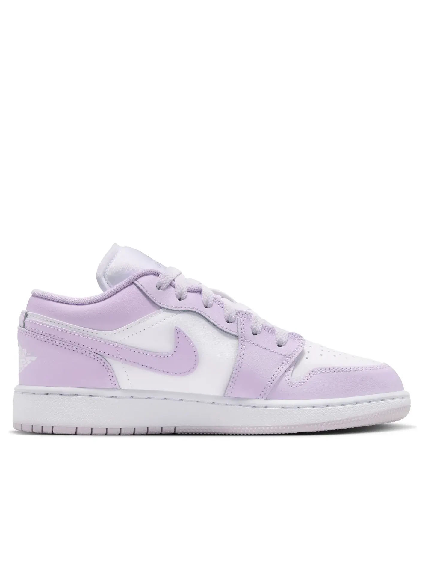 Кроссовки Air Jordan 1 Low 'Barely Grape Violet Mist' 553560-502 — изображение 2 из 7, фиолетовый