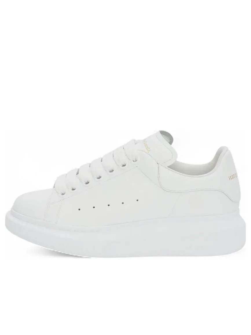 Кроссовки Alexander McQueen Oversized Sneaker 'White' 2024 — изображение 1 из 4, белый