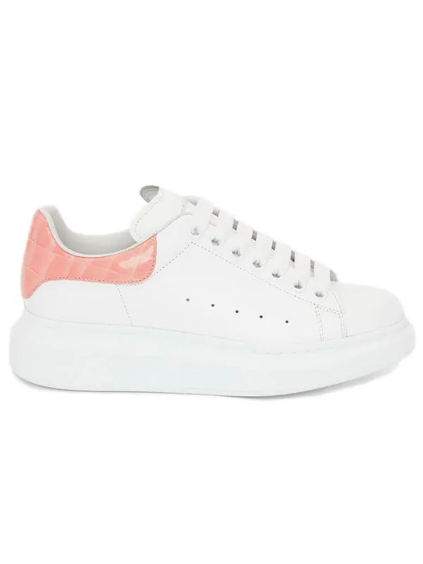 Кроссовки oversized sneaker 'white pastel pink crocodile' Alexander Mcqueen — изображение 2 из 4, белый/розовый