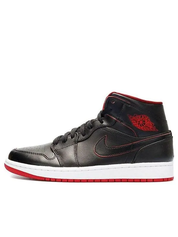 Кроссовки 1 средние Air Jordan — изображение 1 из 4