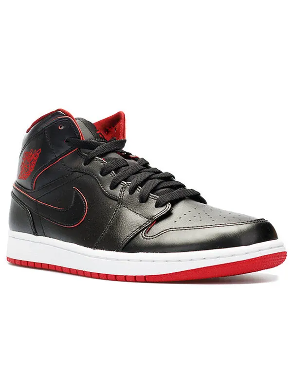 Кроссовки 1 средние Air Jordan — изображение 3 из 4